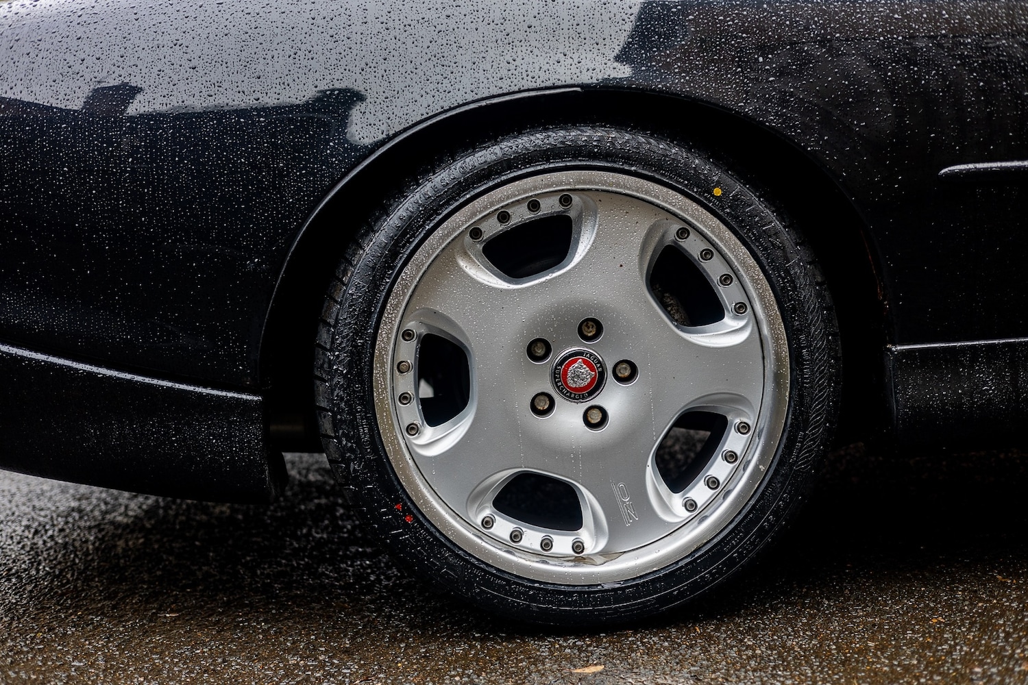 Used Jaguar XKR 1998 for sale - 77449600: Photo 25