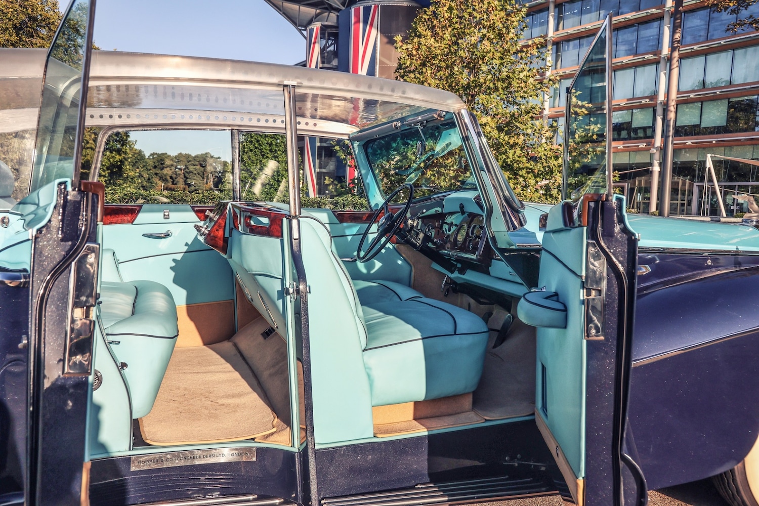 Used Rolls-Royce Silver Wraith 1956 for sale - 76403272: Photo 86