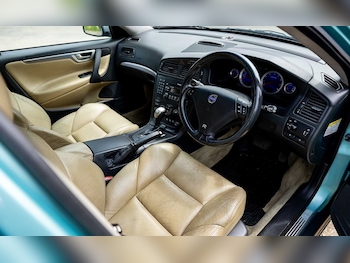 Used Volvo V70 2003 for sale - 78992240: Photo