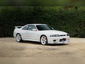 1996 (N) - R33 2-Door