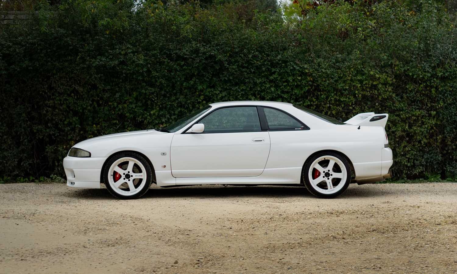 Used Nissan Skyline 1996 for sale - 76391664: Photo 2