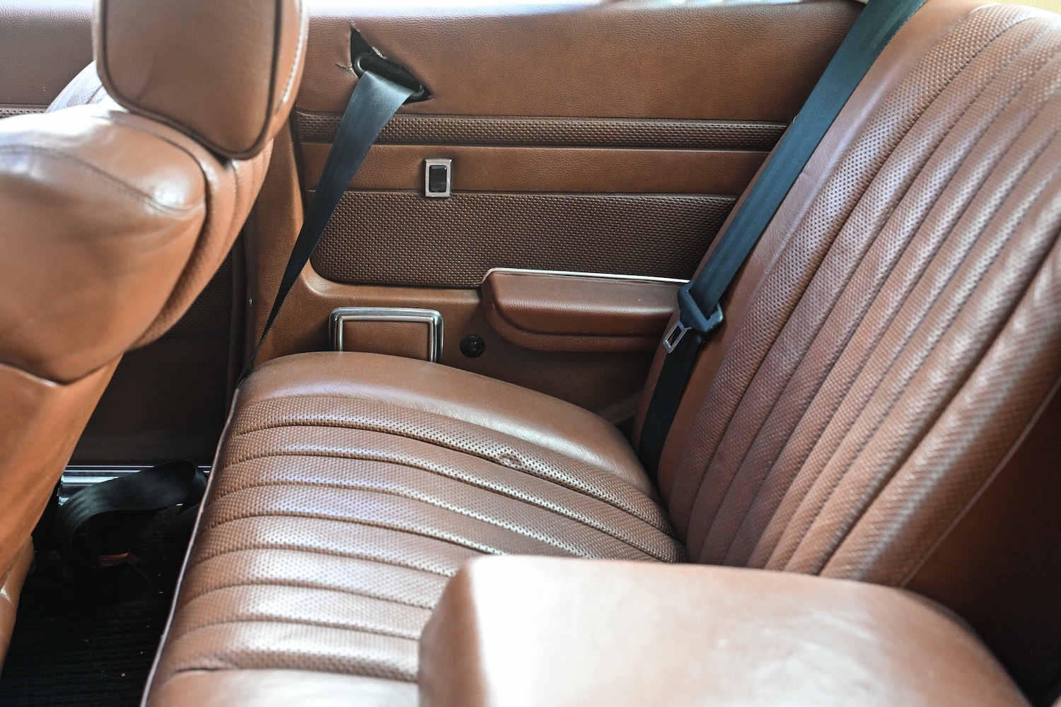 Used Mercedes-Benz SLC 1972 for sale - 76464304: Photo 45