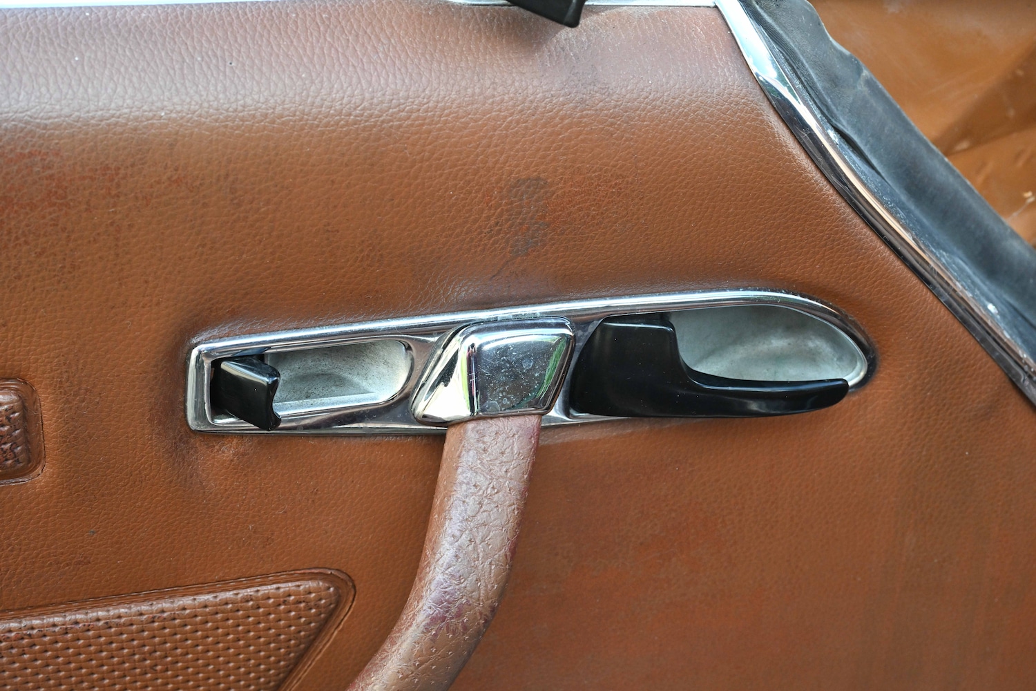 Used Mercedes-Benz SLC 1972 for sale - 76464304: Photo 63