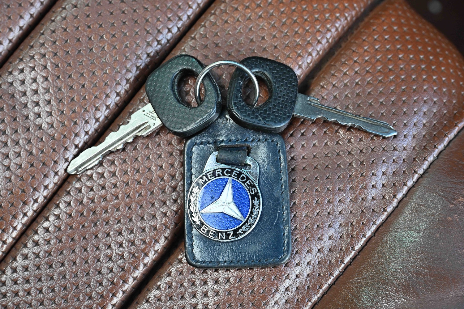 Used Mercedes-Benz SLC 1972 for sale - 76464304: Photo 85