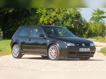 Used Volkswagen Golf 2002 for sale - 79503800: Photo