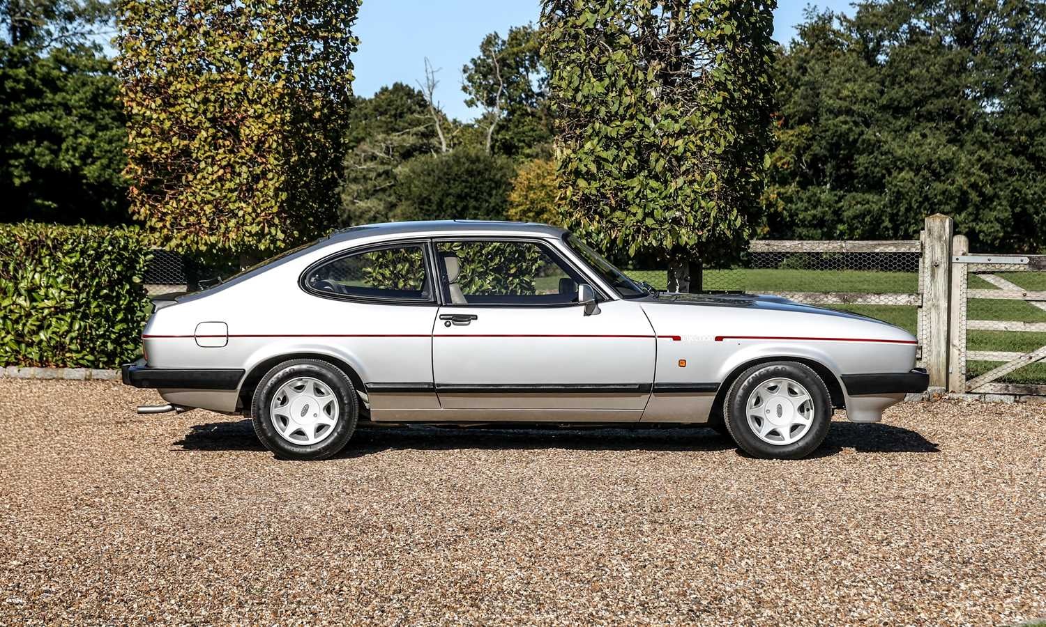 Used Ford Capri 1987 for sale - 76391256: Photo 2