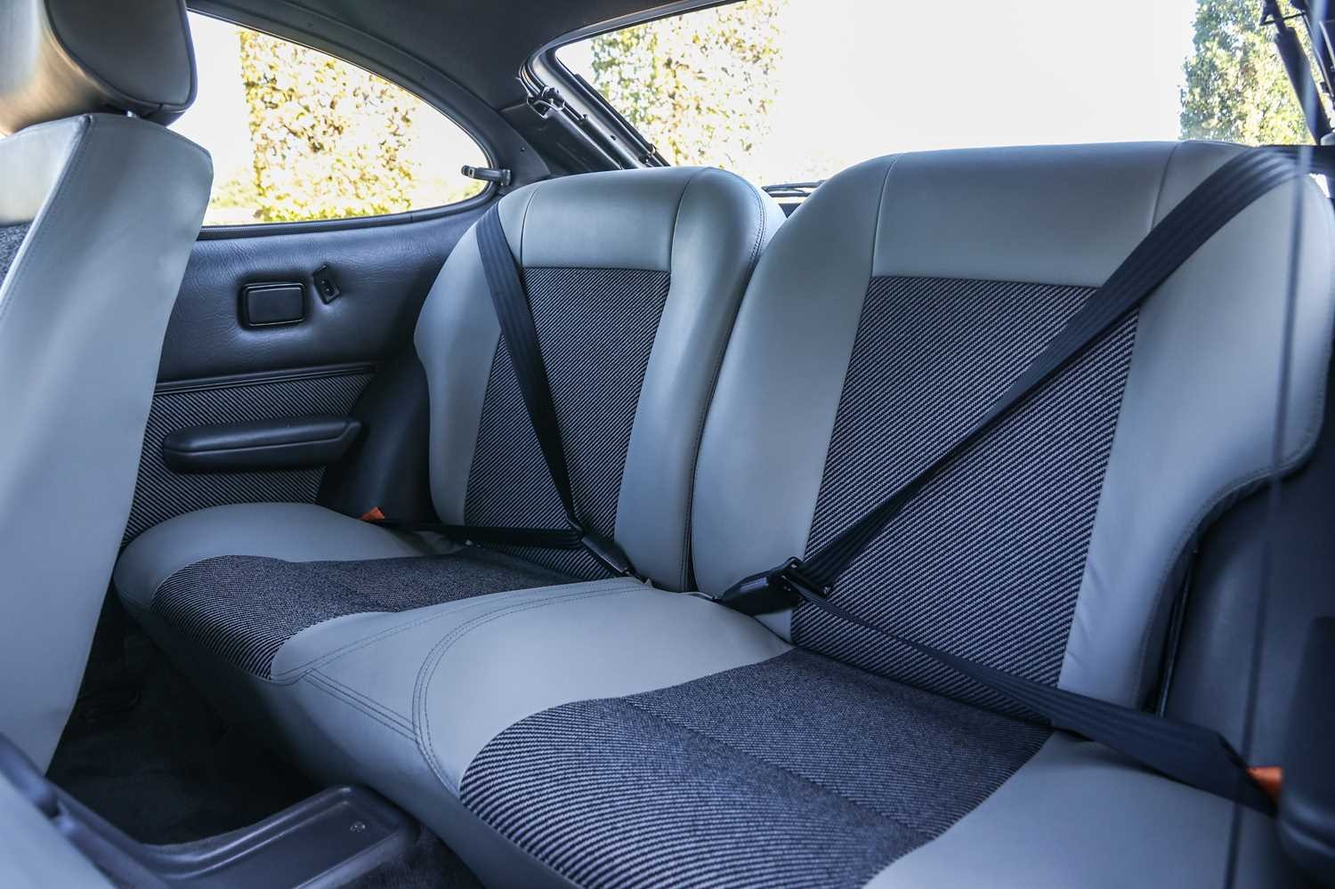 Used Ford Capri 1987 for sale - 76391256: Photo 35