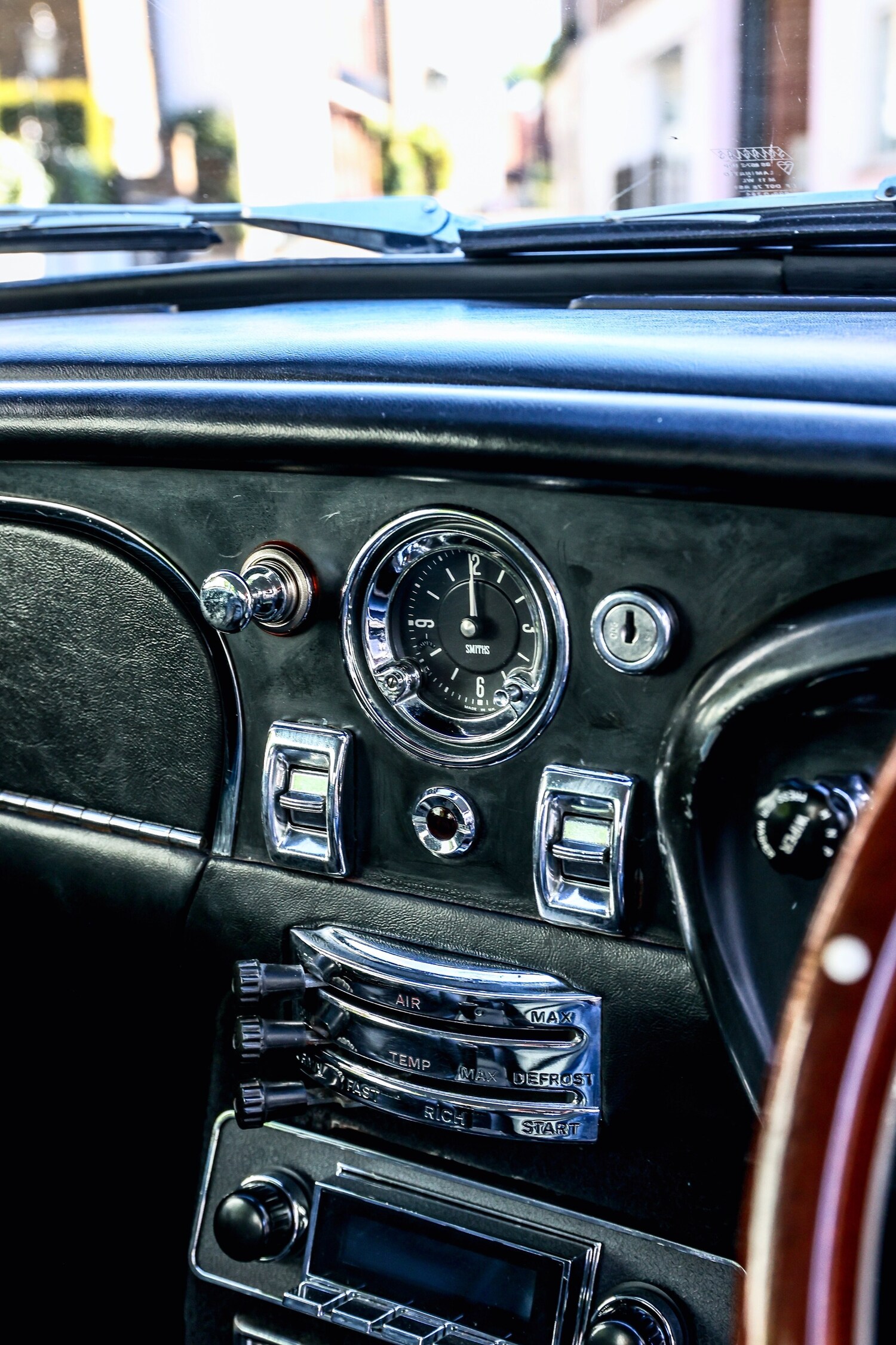 Used Aston Martin DB6 2023 for sale - 77543399: Photo 35