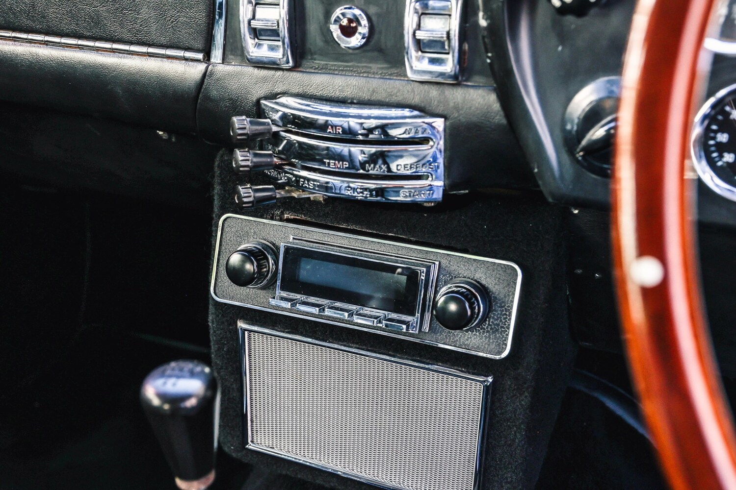 Used Aston Martin DB6 2023 for sale - 77543399: Photo 39