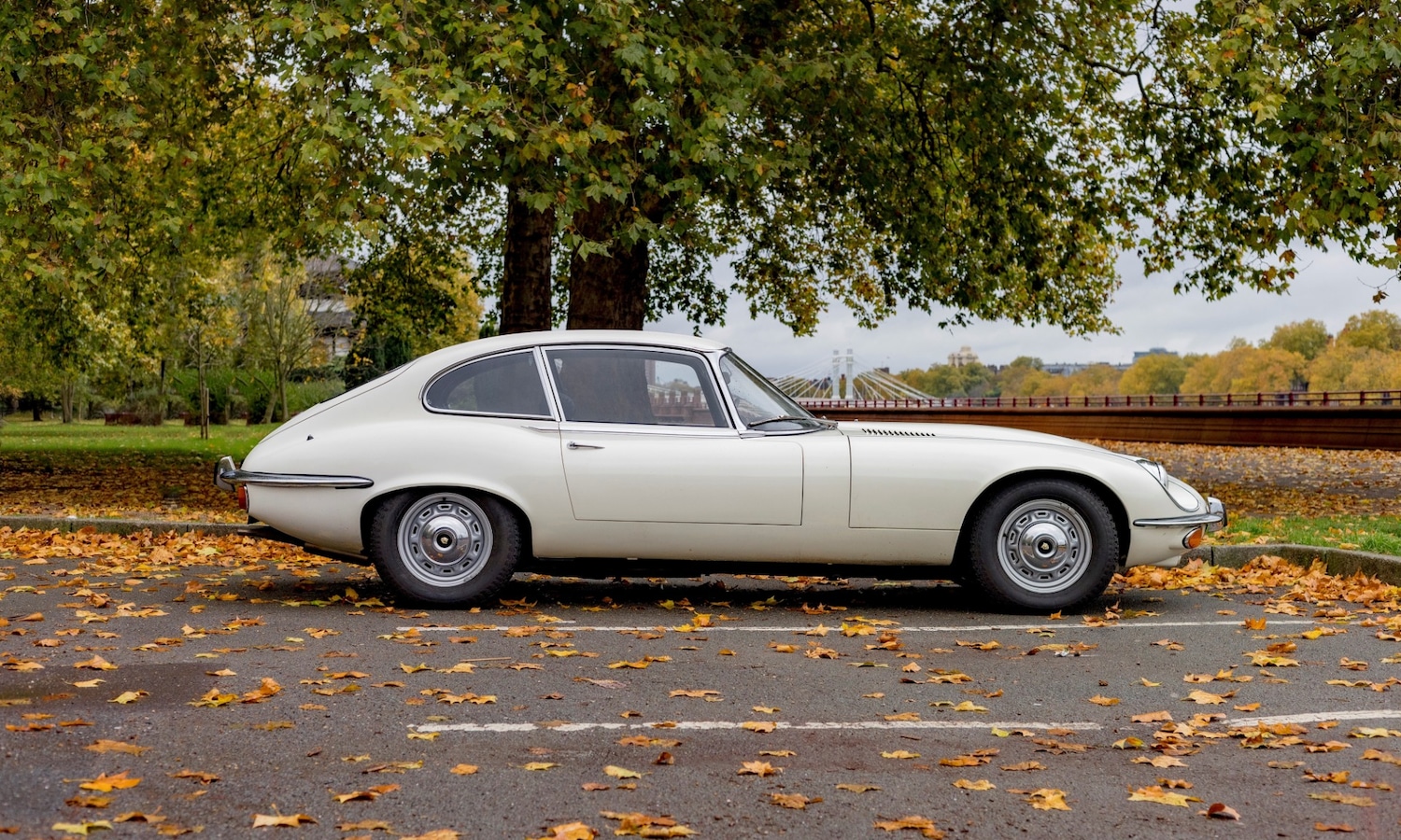 Used Jaguar E-Type 1972 for sale - 76492490: Photo 2