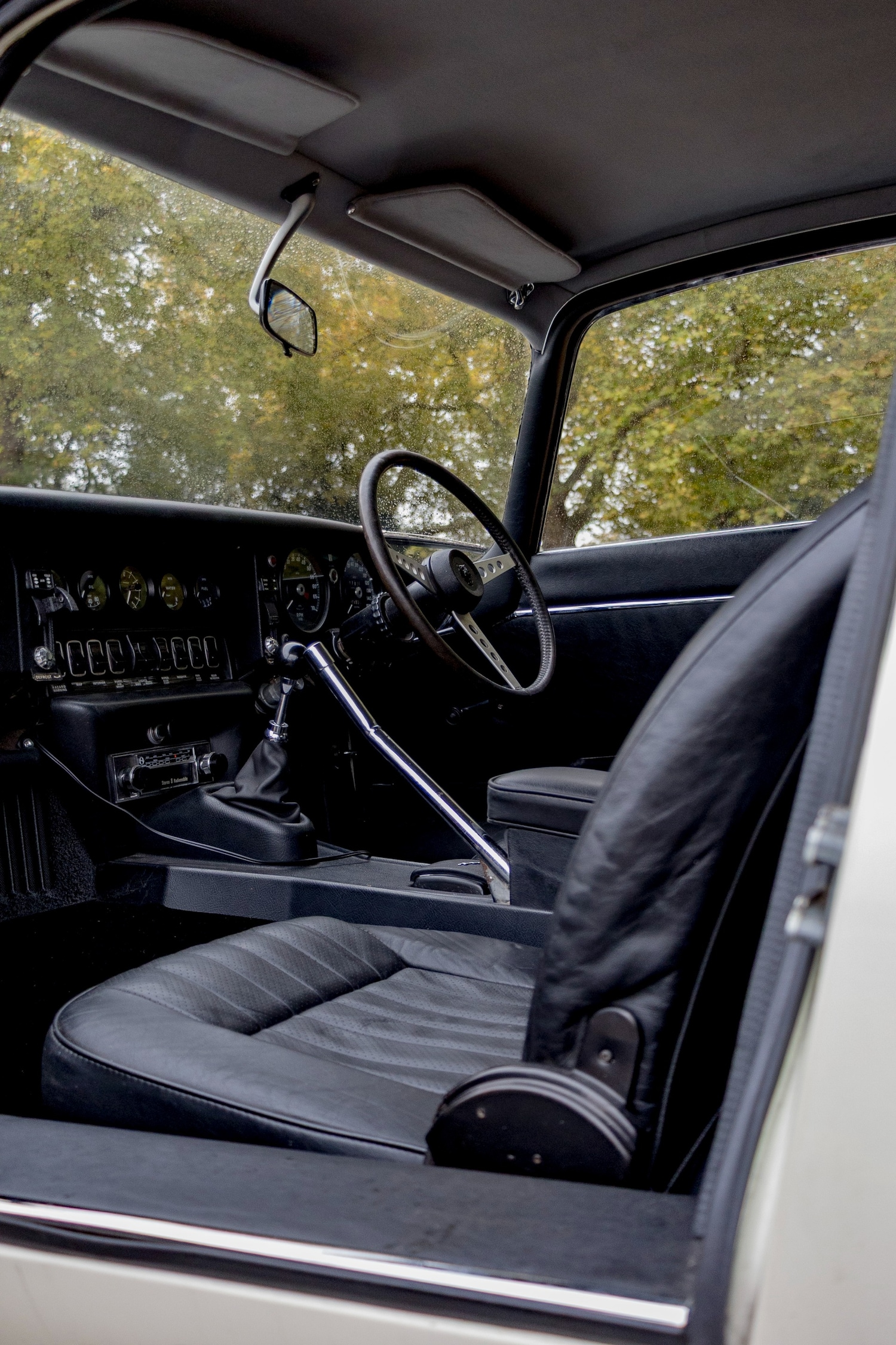 Used Jaguar E-Type 1972 for sale - 76492490: Photo 40