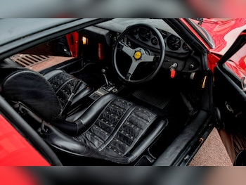 Used Ferrari Dino 246 GTS 1972 for sale - 77492731: Photo