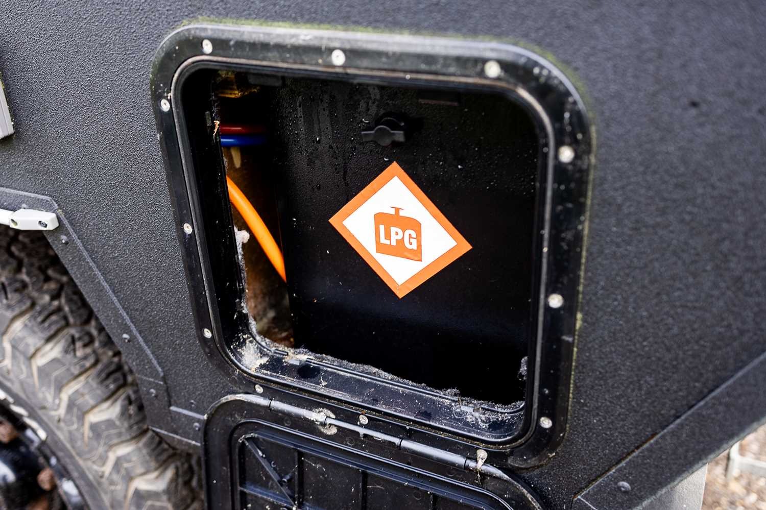 Used Land Rover Defender 2019 for sale - 77605169: Photo 28