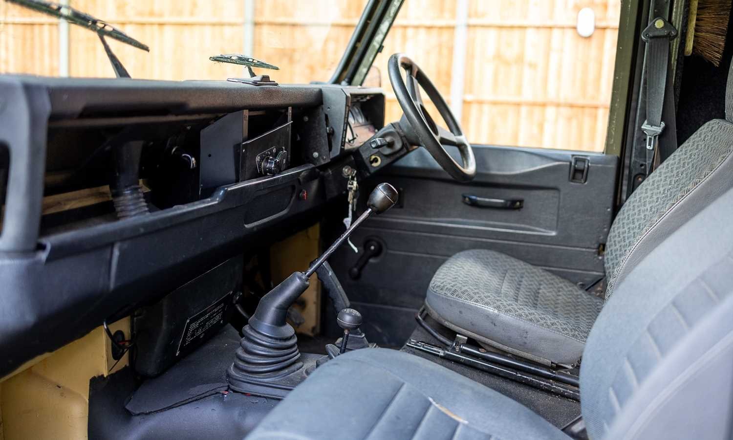 Used Land Rover Defender 2019 for sale - 77605169: Photo 4