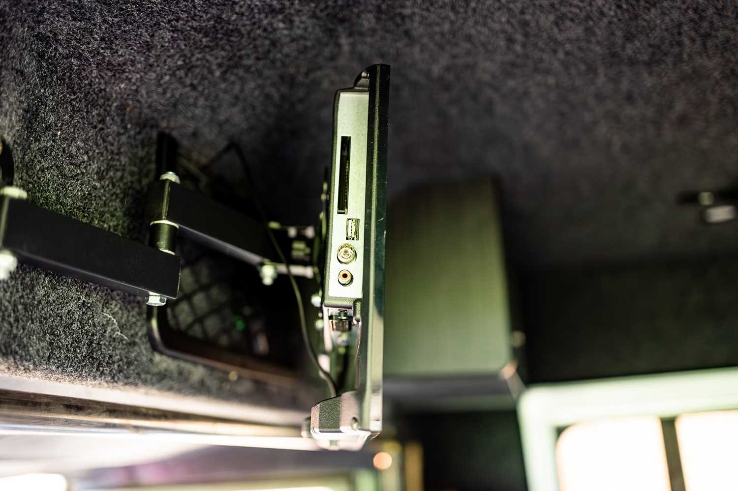 Used Land Rover Defender 2019 for sale - 77605169: Photo 43