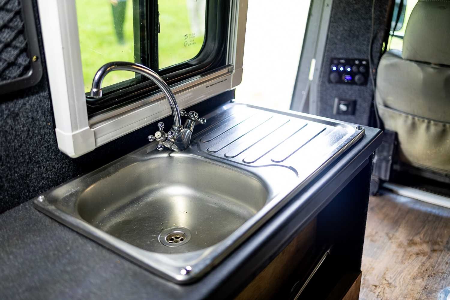 Used Land Rover Defender 2019 for sale - 77605169: Photo 52