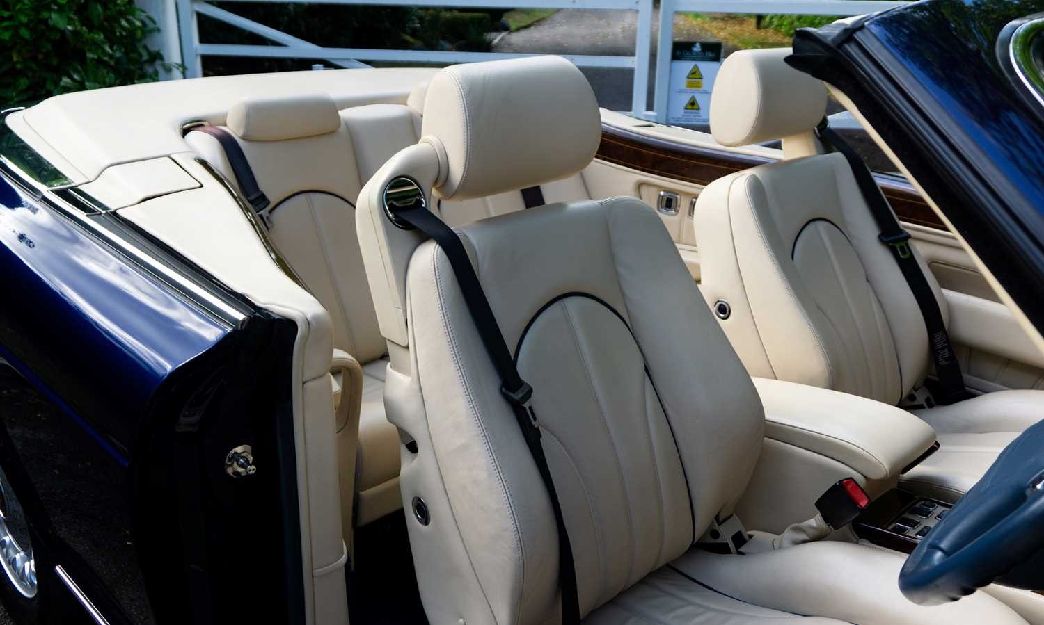 Used Rolls-Royce Corniche 2001 for sale - 76392322: Photo 5