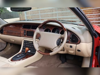 Used Jaguar XKR 2000 for sale - 79595261: Photo