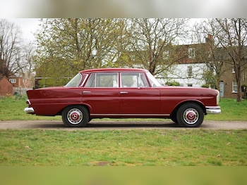 Used Mercedes-Benz 220 1967 for sale - 78280790: Photo