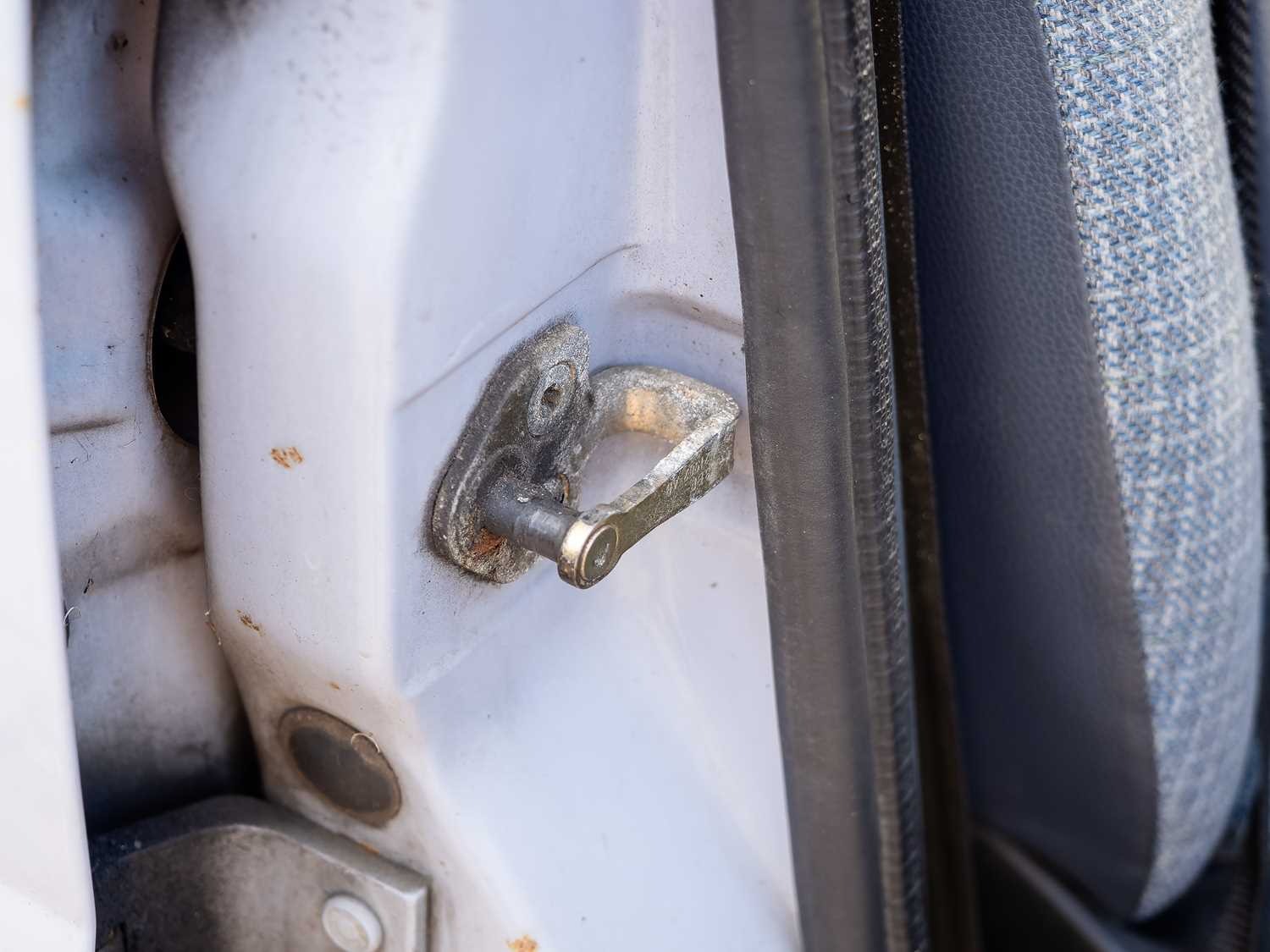 Used Ford Escort 1986 for sale - 76392343: Photo 11