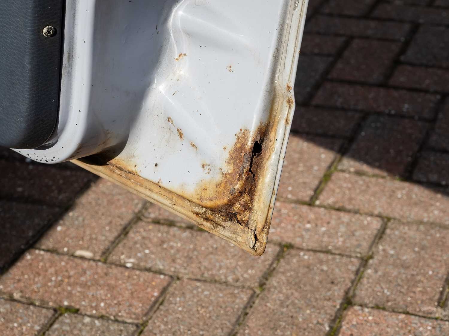 Used Ford Escort 1986 for sale - 76392343: Photo 13