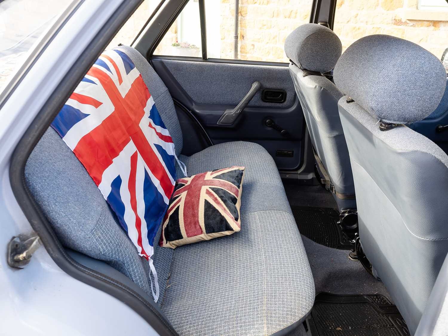 Used Ford Escort 1986 for sale - 76392343: Photo 15