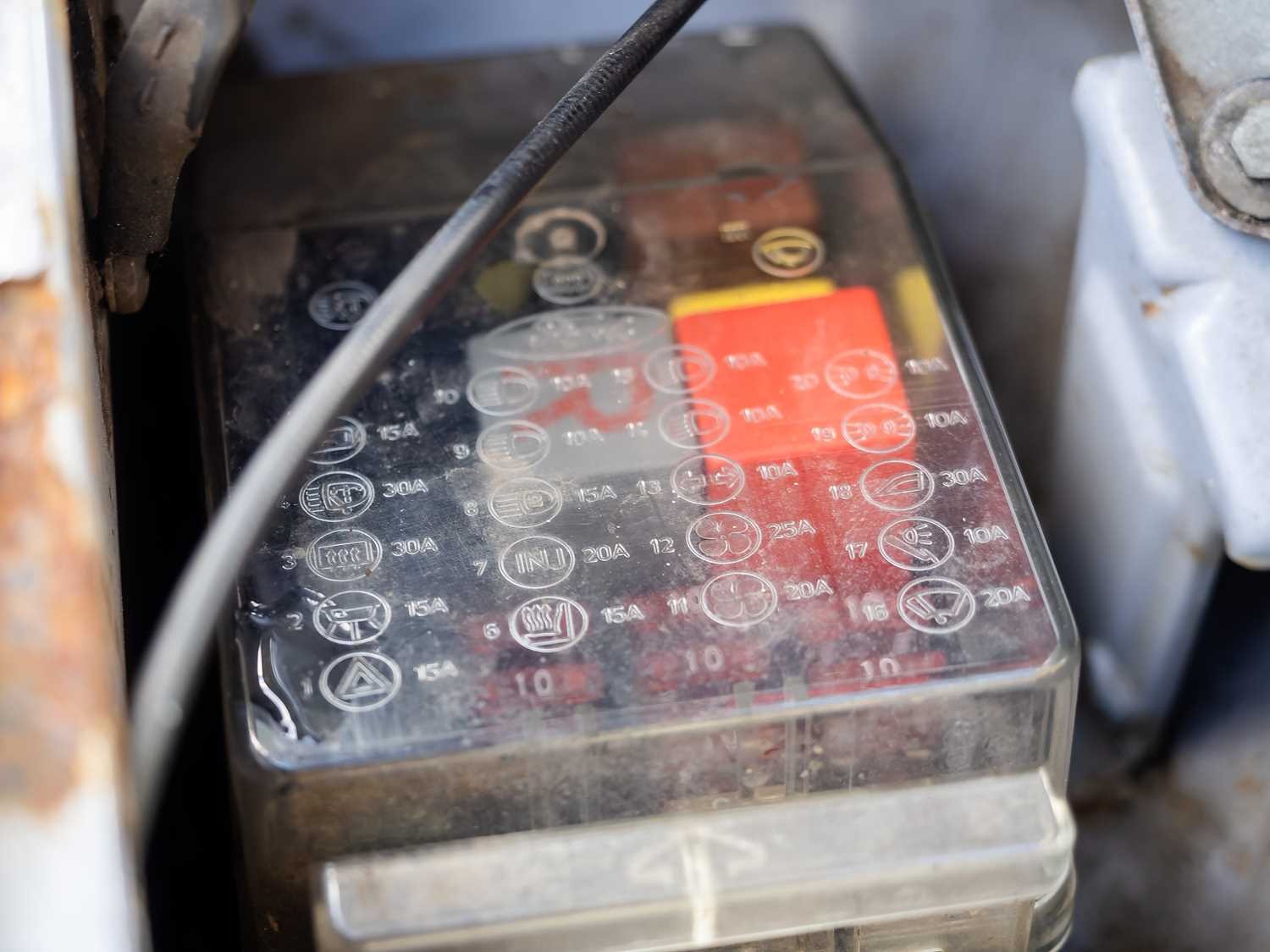 Used Ford Escort 1986 for sale - 76392343: Photo 63