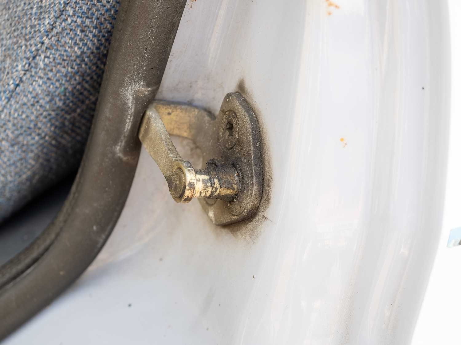 Used Ford Escort 1986 for sale - 76392343: Photo 70