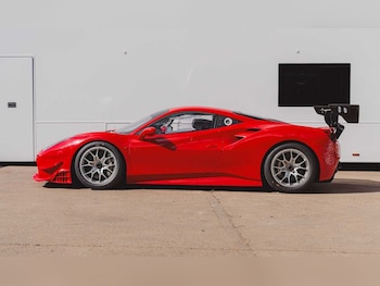 Used Ferrari 488 Challenge 2017 for sale - 79499915: Photo