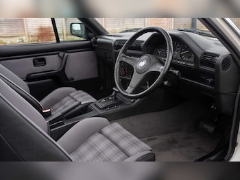 Used BMW 3 Series 1987 for sale - 77617870: Photo