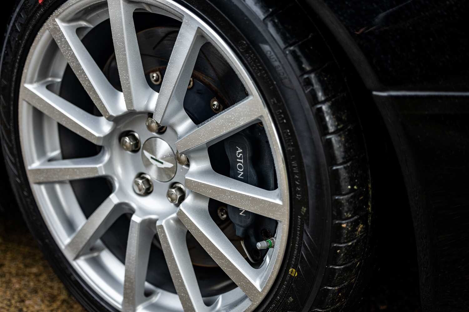 Used Aston Martin Vanquish 2007 for sale - 76553759: Photo 45