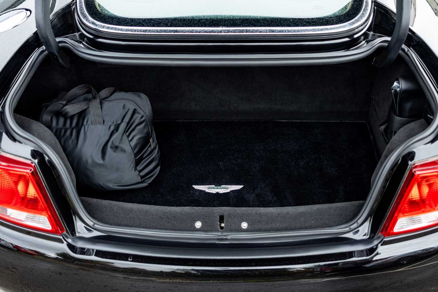 Used Aston Martin Vanquish 2007 for sale - 76553759: Photo 57