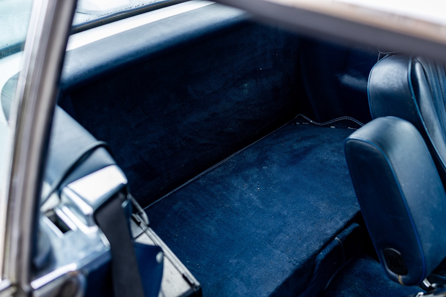 Used Mercedes-Benz 560 1987 for sale - 77445733: Photo 17