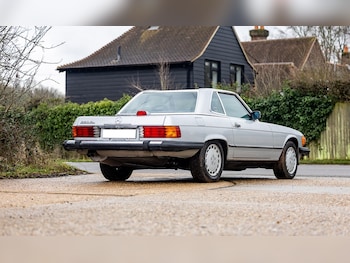 Used Mercedes-Benz 560 1987 for sale - 77445733: Photo