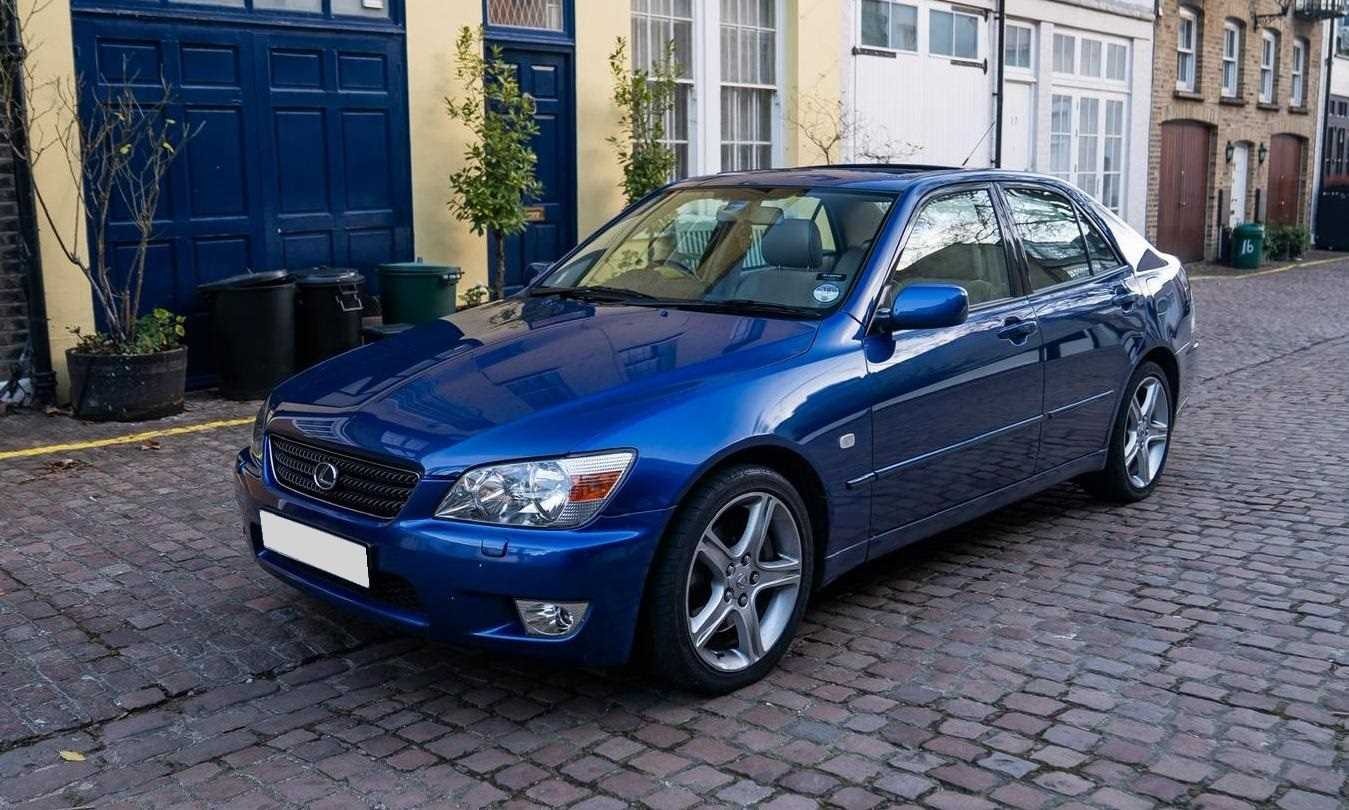 Used Lexus IS 2002 for sale - 77617775: Photo 1