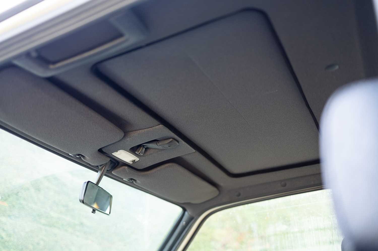 Used Volkswagen Golf 1988 for sale - 77605261: Photo 32