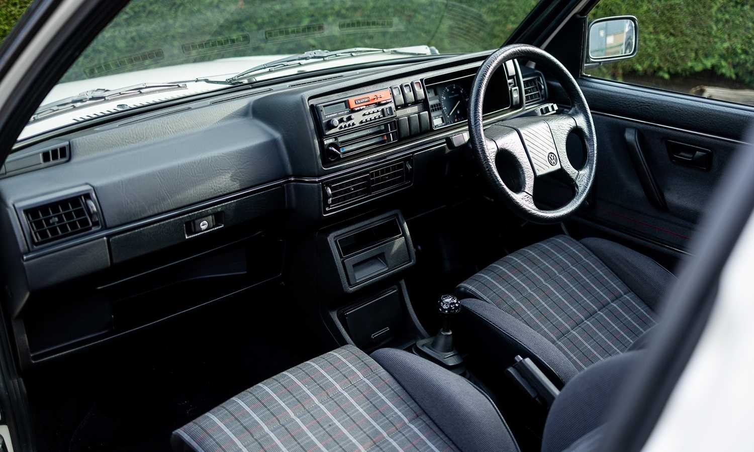 Used Volkswagen Golf 1988 for sale - 77605261: Photo 4