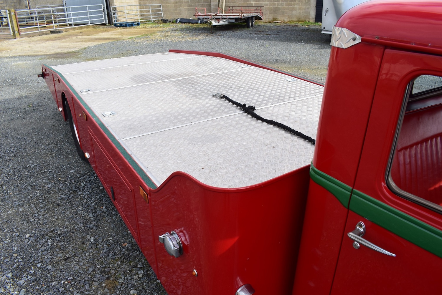 Used GMC Diamond T 2013 for sale - 77460353: Photo 11