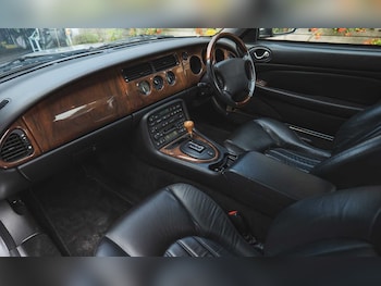 Used Jaguar XK8 2000 for sale - 75797133: Photo