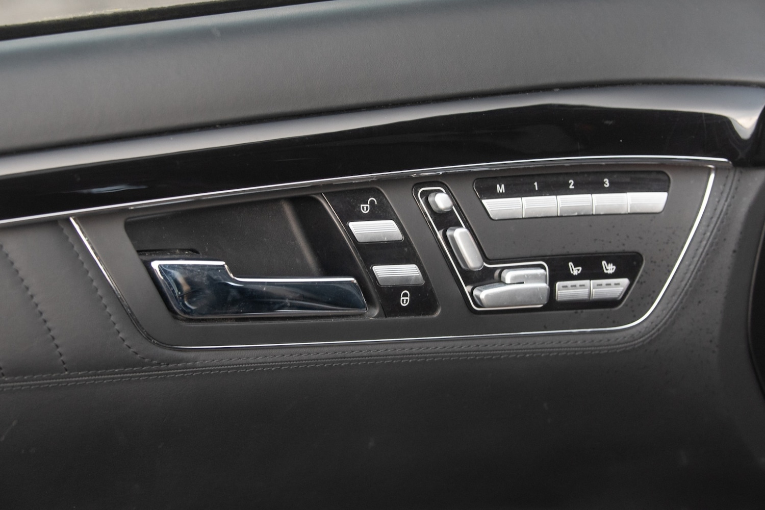 Used Mercedes-Benz S Class 2009 for sale - 77662599: Photo 35