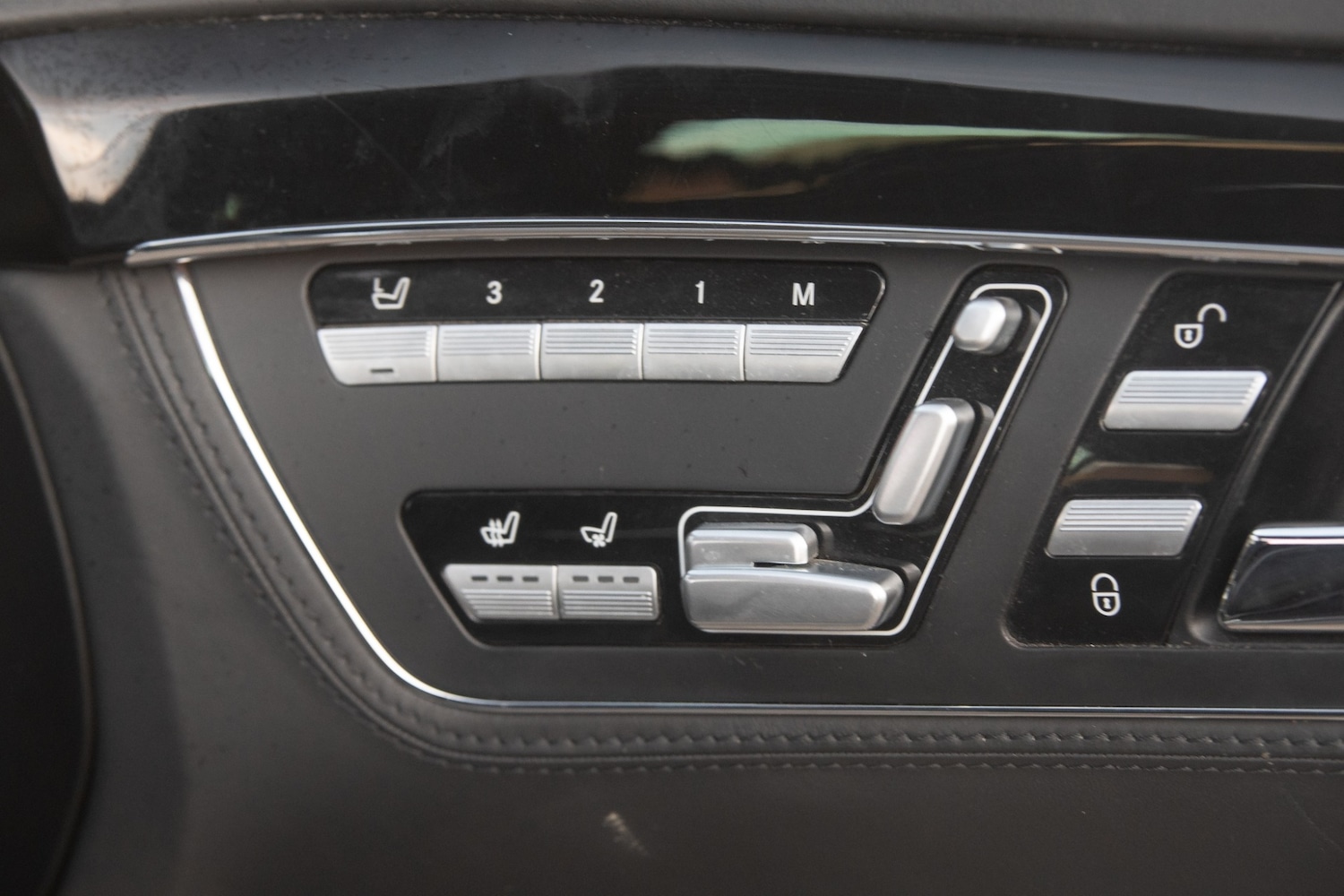 Used Mercedes-Benz S Class 2009 for sale - 77662599: Photo 55