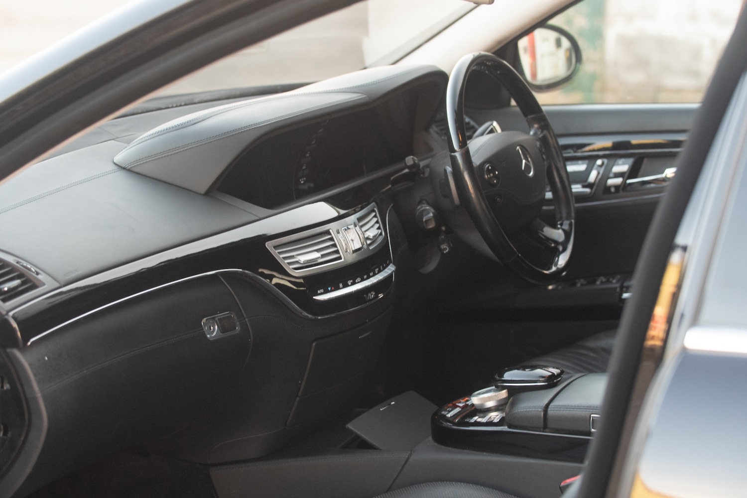 Used Mercedes-Benz S Class 2009 for sale - 77662599: Photo 71