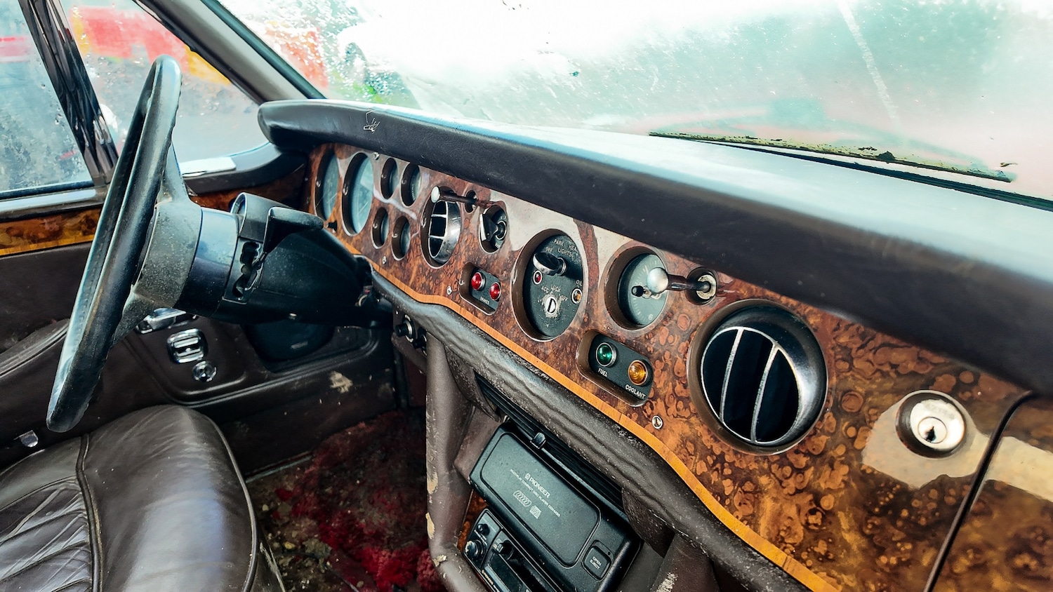 Used Rolls-Royce Corniche 2019 for sale - 77579880: Photo 24