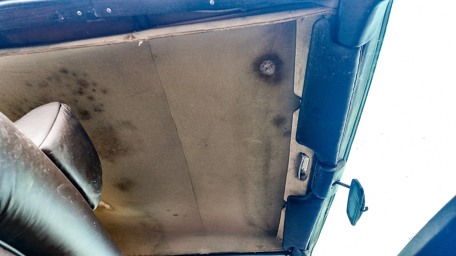 Used Rolls-Royce Corniche 2019 for sale - 77579880: Photo 27