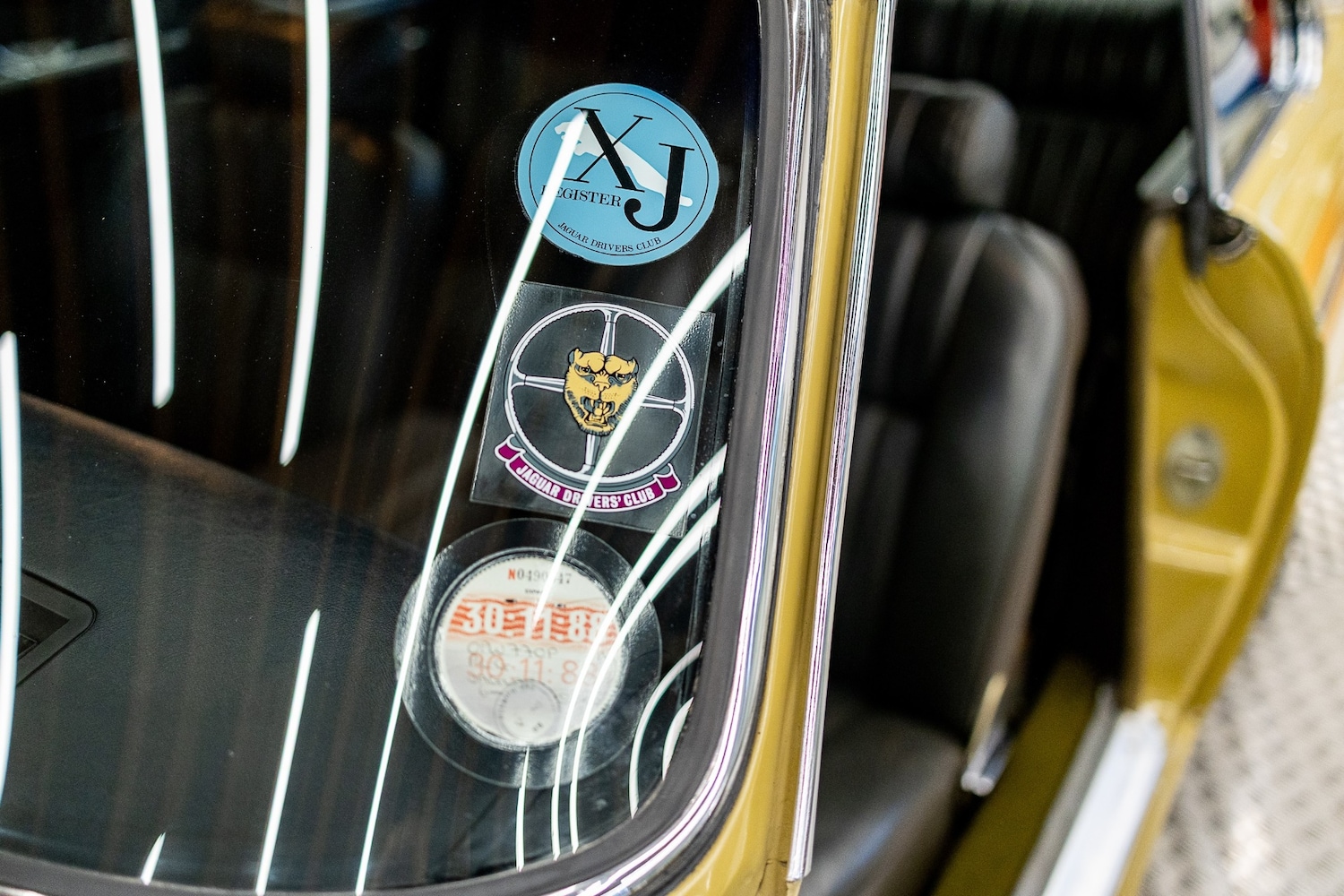 Used Jaguar XJ 1975 for sale - 77446888: Photo 51