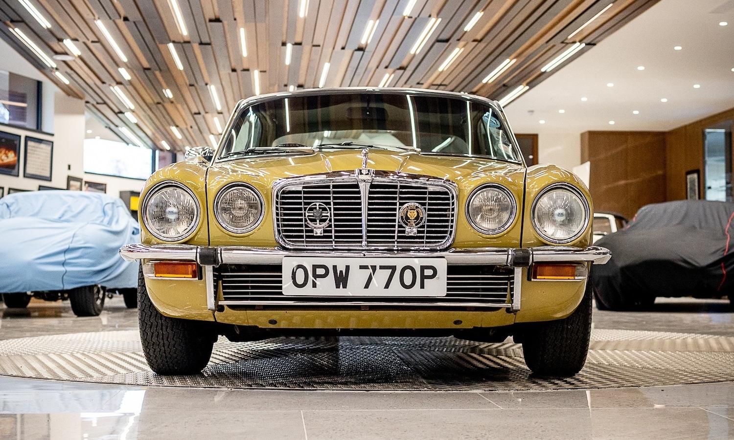 Used Jaguar XJ 1975 for sale - 77446888: Photo 6