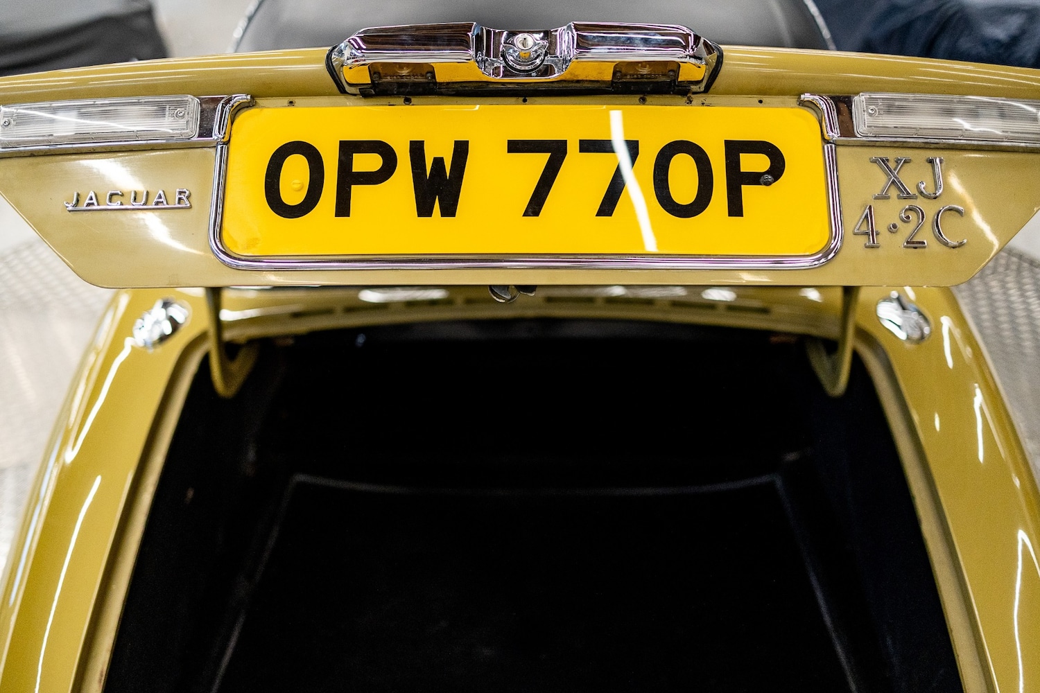 Used Jaguar XJ 1975 for sale - 77446888: Photo 62