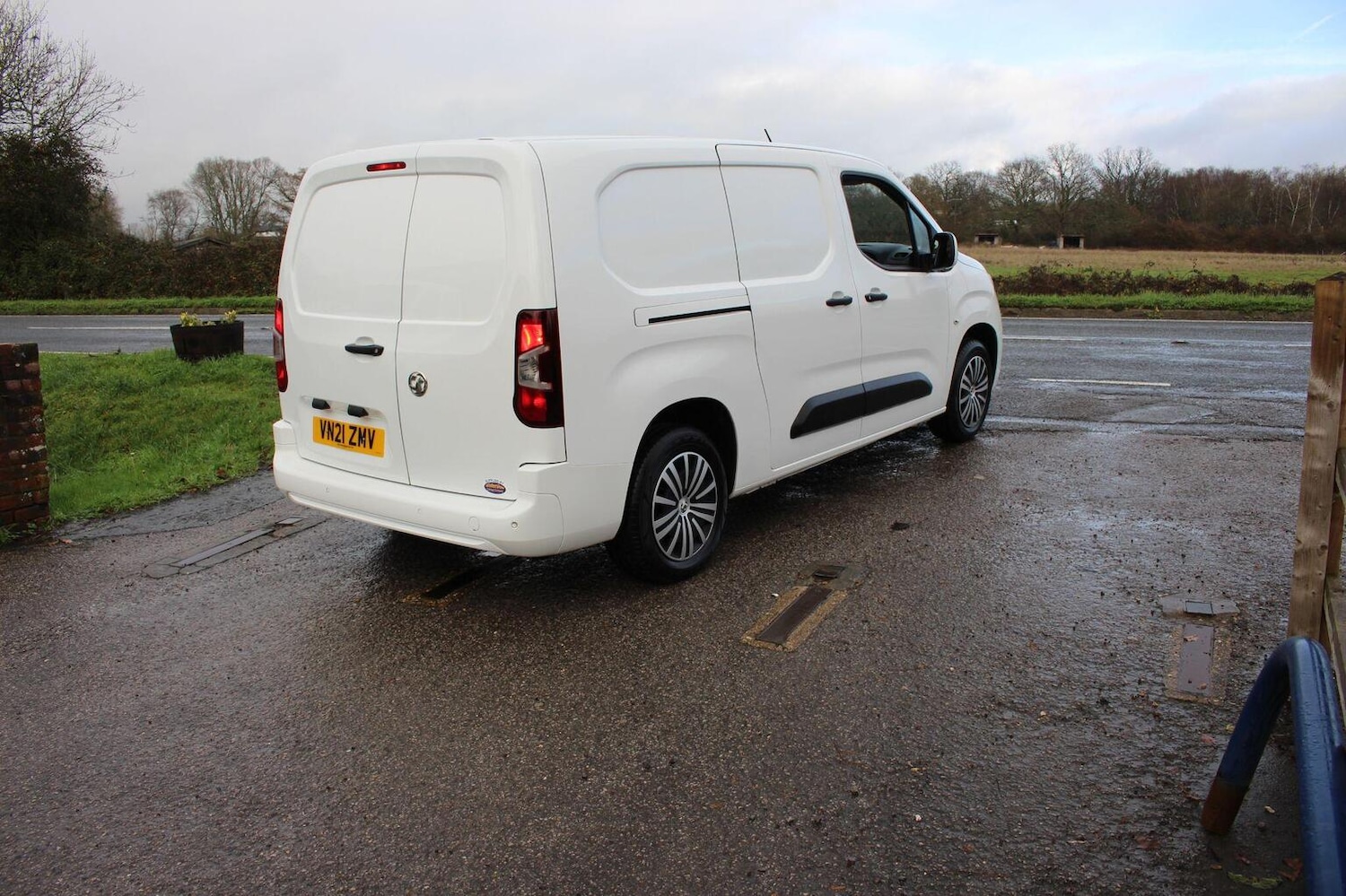 Used Vauxhall Combo 2021 for sale - 76837071: Photo 3