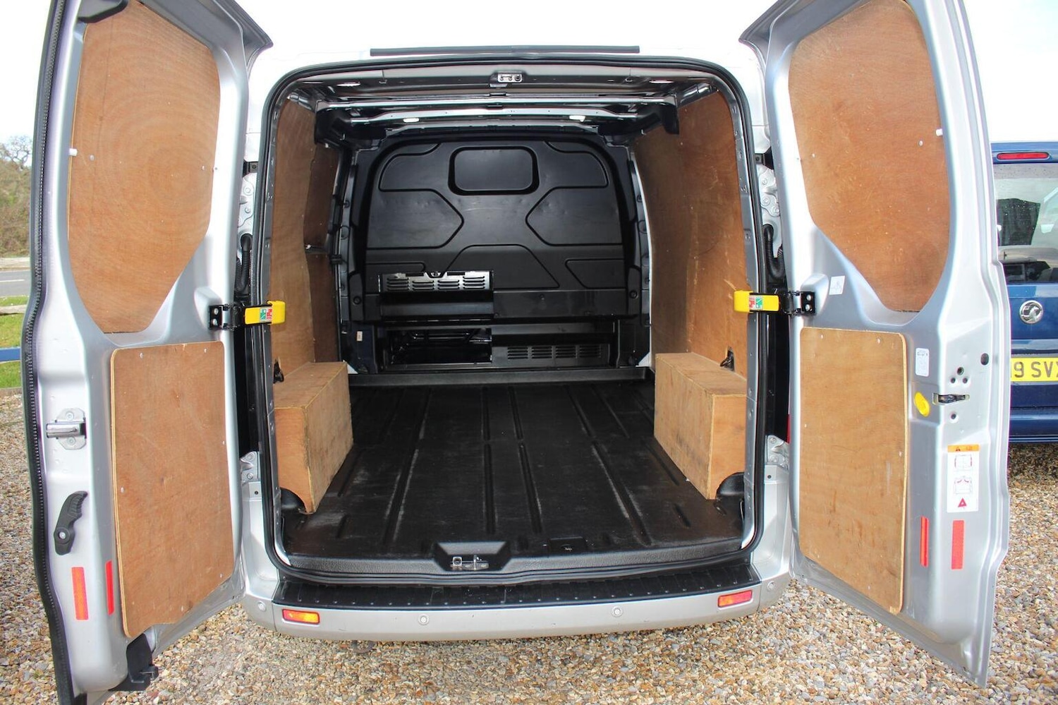 Used Ford Transit Custom 2018 for sale - 78084419: Photo 3