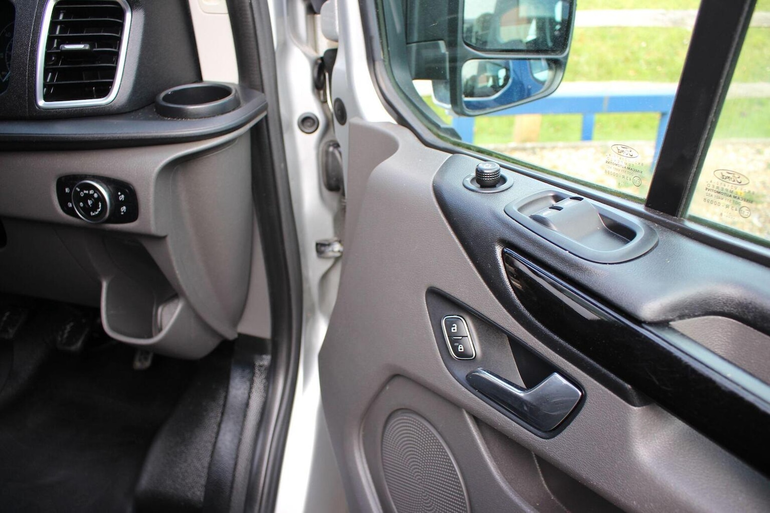 Used Ford Transit Custom 2018 for sale - 78084419: Photo 6